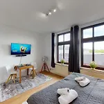 Sweethome - Zentral - Kueche & Parkplatz, Wifi Apartman *