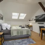 Sweethome - Zentral - Kueche & Parkplatz, Wifi Apartman
