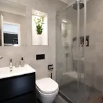 Apartman Sweethome - Zentral - Kueche & Parkplatz, Wifi *