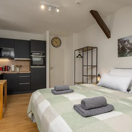 Sweethome - Zentral - Kueche & Parkplatz, Wifi