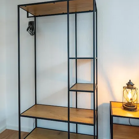 Sweethome - Zentral - Kueche & Parkplatz, Wifi Apartment