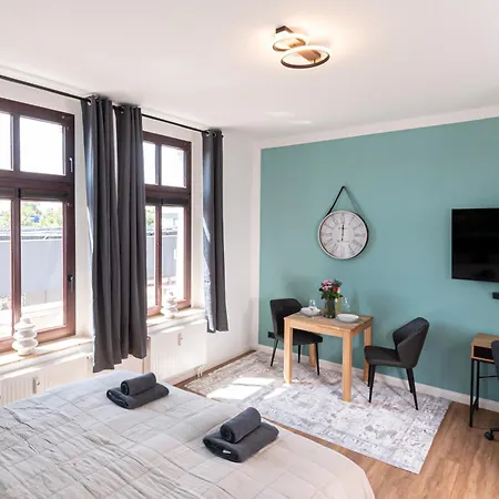 Sweethome - Zentral - Kueche & Parkplatz, Wifi Apartment