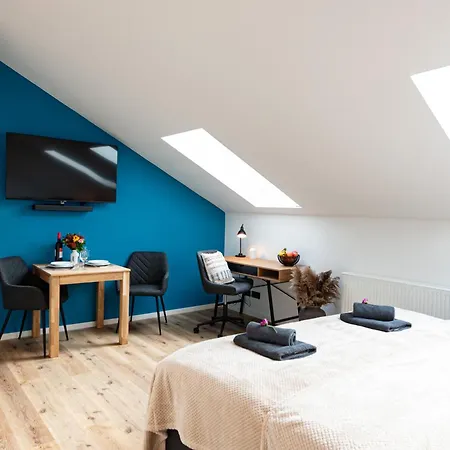 Sweethome - Zentral - Kueche & Parkplatz, Wifi Apartamento Halle (Saale)
