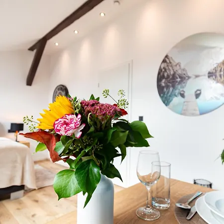 Sweethome - Zentral - Kueche & Parkplatz, Wifi Apartment